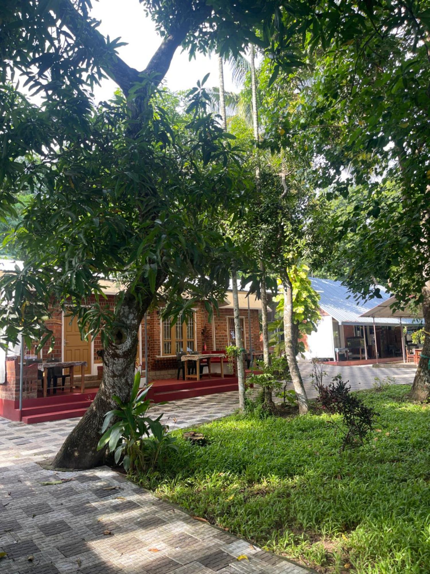 Ashtamudi Villa Коллам Экстерьер фото