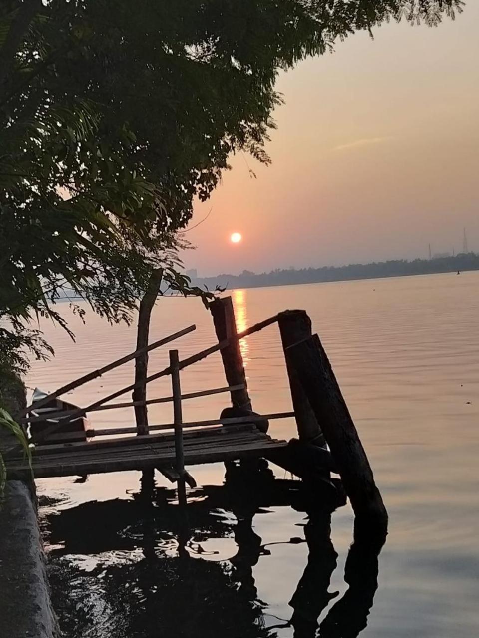 Ashtamudi Villa Коллам Экстерьер фото