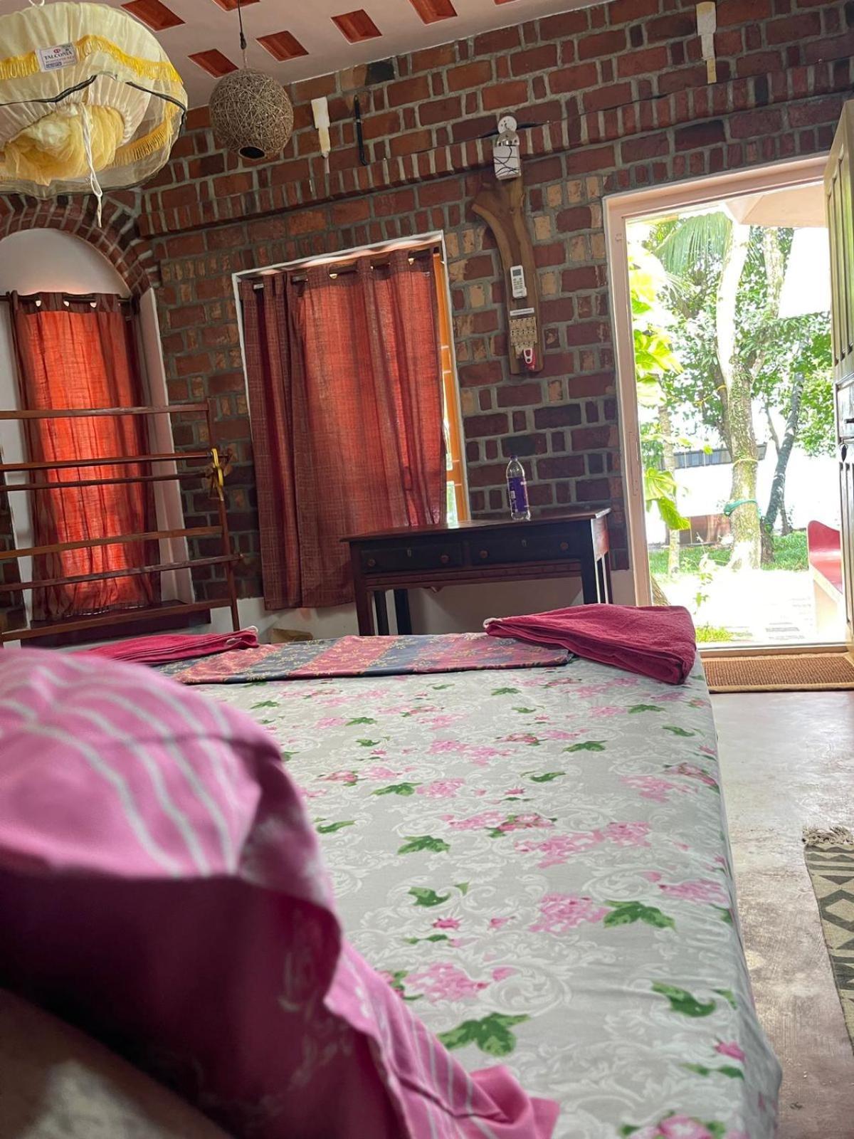 Ashtamudi Villa Коллам Экстерьер фото